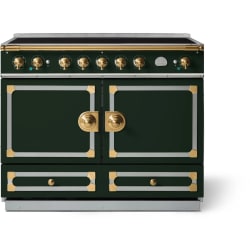 43 Inch Freestanding Induction Range  - CornuFé 110 44 Induction Range view