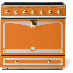 36 Inch Freestanding Induction Range  - CornuFé 90 36 Induction Range view