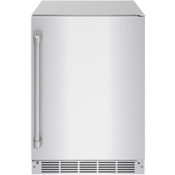 24 Inch Built-In/Freestanding Outdoor Beverage Center  - 24 Inch Outdoor Undercounter Beverage Cooler view
