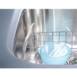 Coated Stainless Steel Shelf Grid - Integral Shelf view
