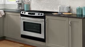 Cooking Liances Gas Ranges Wall Ovens Cooktops Microwaves Similar To Slide In Ranges But Are Installed On Top Of A Cabinet Base And Permanently Affixed They Usually Sit Atop Built Up Wood For More