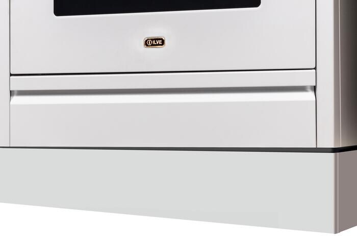 ILVE APZ76140B 30 inch Nostalgie/Professional Plus Toe Kick (5 1/2 inch h.) (White)