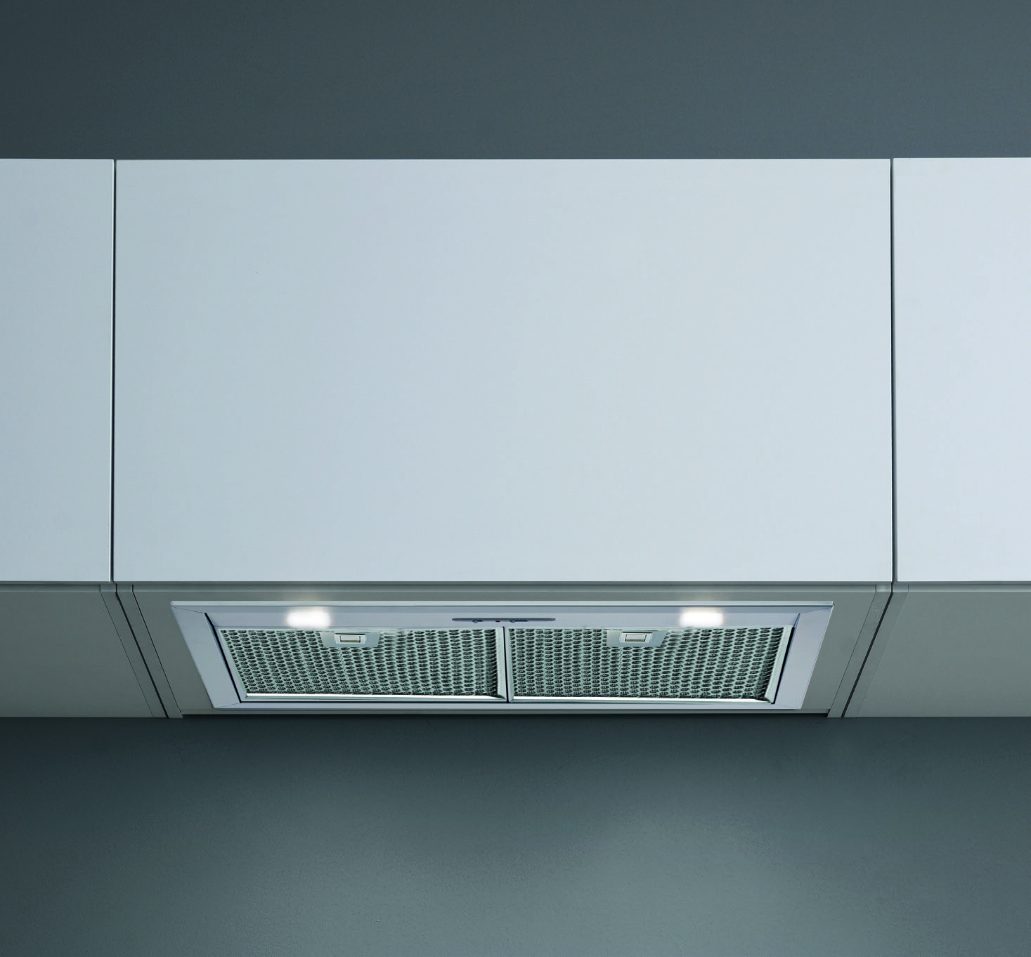 Falmec FISAB28B3SS1 28 inch Sabina Range Hood Insert with 280 CFM, LED Lighting and Metallic Grease Filter in Stainless Steel