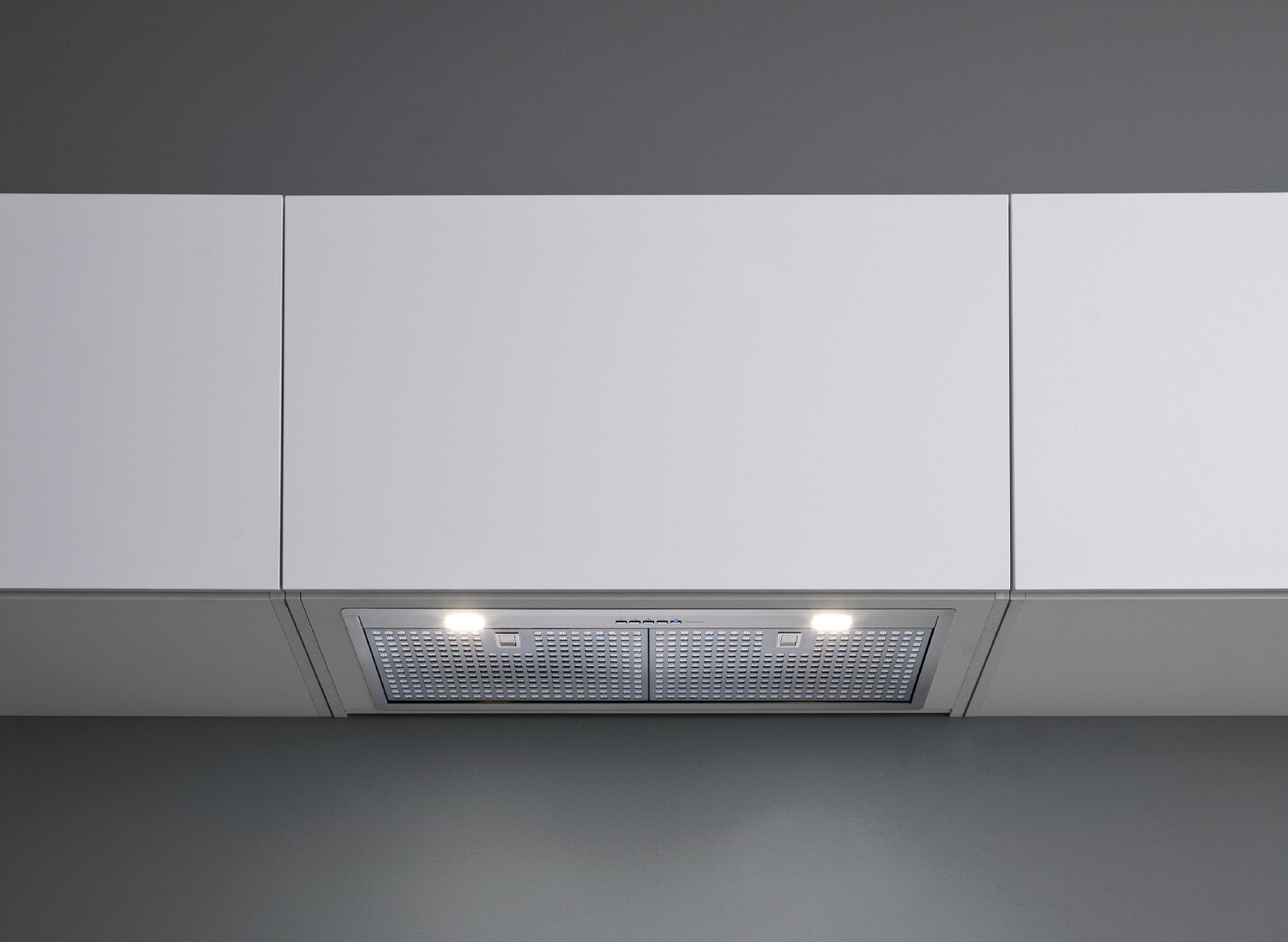 Falmec FNINS28B5SSR 28 inch Gruppo Incasso NRS Range Hood Insert with 500 CFM, Metallic Grease Filter and LED Lighting in Stainless Steel