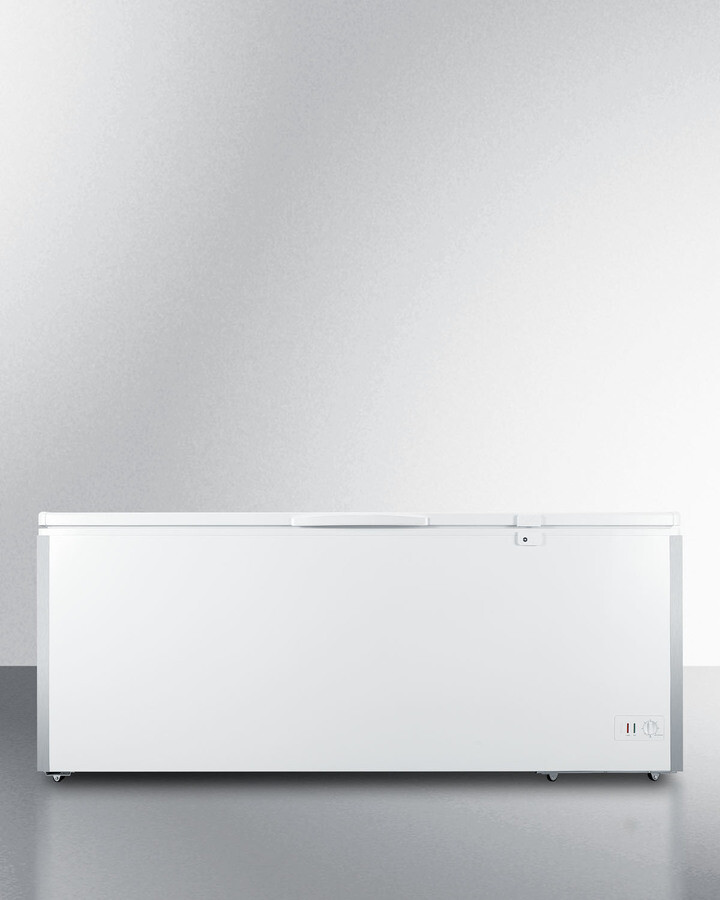 Summit 19.8 Cu. Ft. Chest Freezer SCFM203