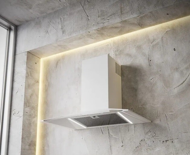 Sirius SUTC97W36 36 inch Wall Mount Chimney Style Hood with 600 CFM Blower, LED Lights, Delay Off and Stainless Steel Mesh Filter (White)