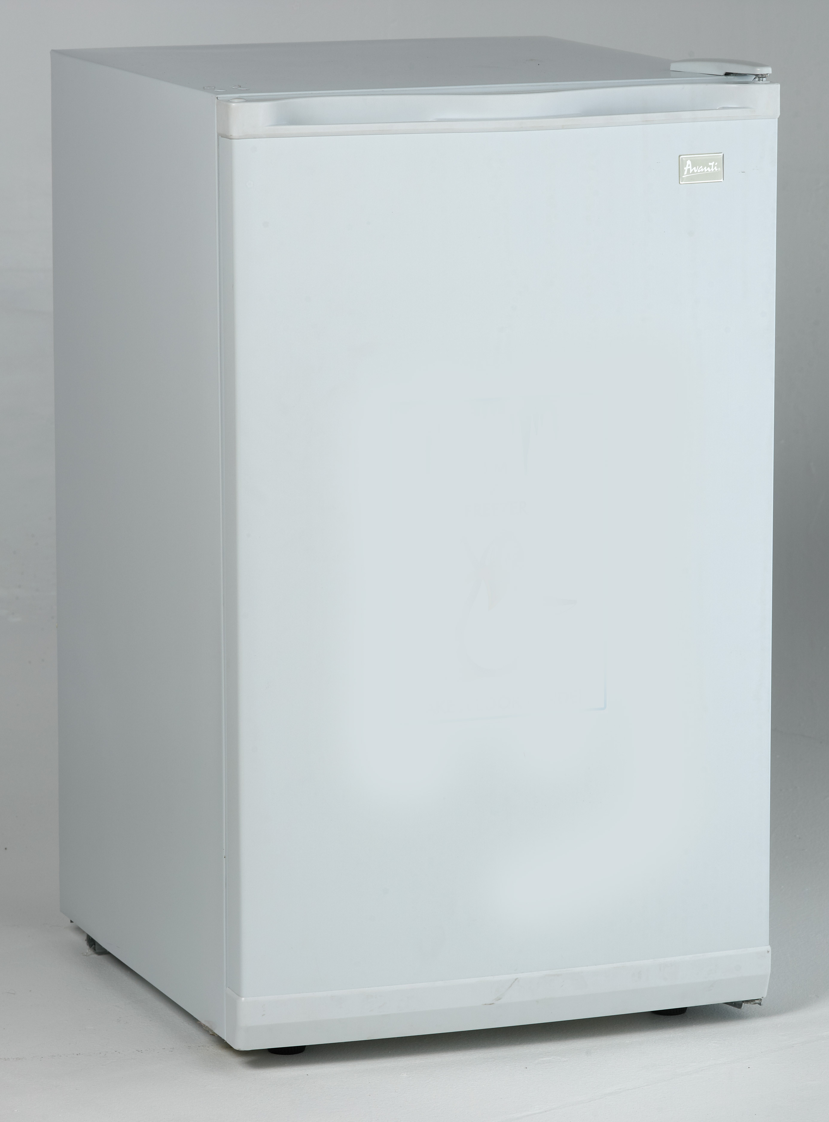 Avanti 2.8 cu. ft. Vertical Freezer | Fridge.com